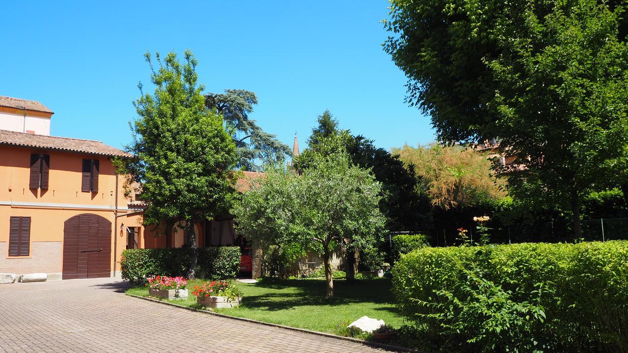 R&B Giardino 34 Bed & Breakfast Forli Exterior photo