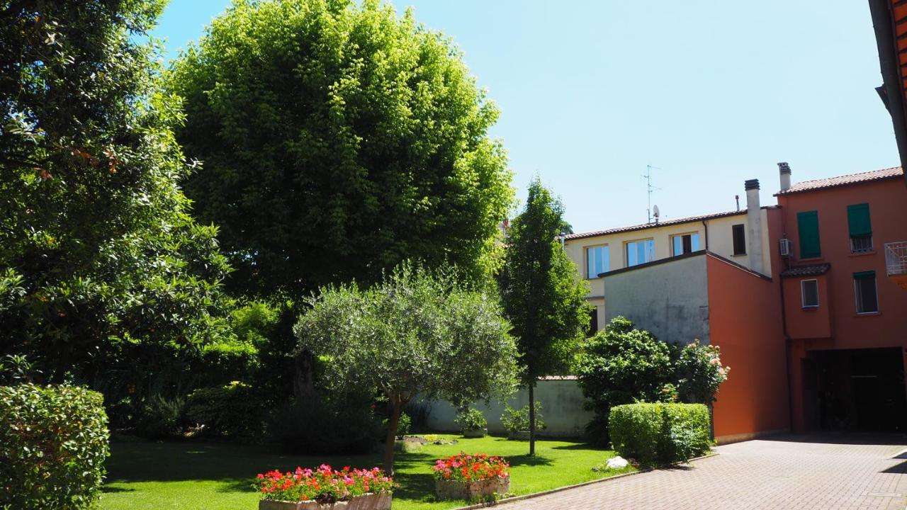 R&B Giardino 34 Bed & Breakfast Forli Exterior photo